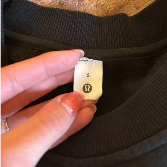Lululemon Perfectly Oversized Crew *Fleece - Picture 7 of 7